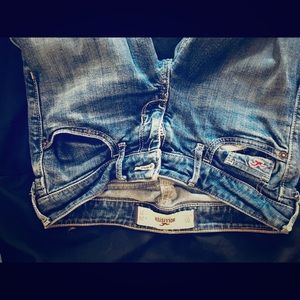 Hollister 00